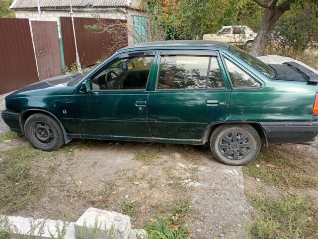 Зелений Опель Кадет, об'ємом двигуна 1.3 л та пробігом 200 тис. км за 835 $, фото 1 на Automoto.ua