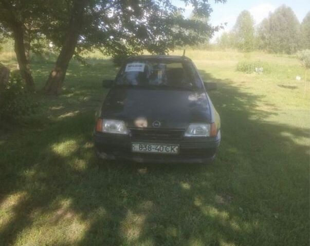 Зеленый Опель Кадет, объемом двигателя 0 л и пробегом 1 тыс. км за 800 $, фото 5 на Automoto.ua