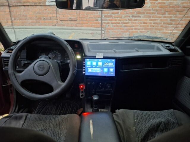 Зеленый Опель Кадет, объемом двигателя 0 л и пробегом 200 тыс. км за 500 $, фото 5 на Automoto.ua