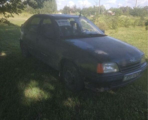 Зеленый Опель Кадет, объемом двигателя 0 л и пробегом 1 тыс. км за 800 $, фото 4 на Automoto.ua