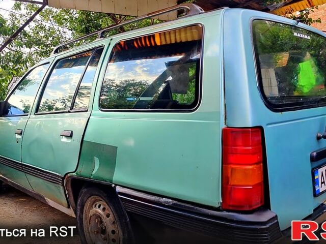 Зеленый Опель Кадет, объемом двигателя 1.4 л и пробегом 250 тыс. км за 1000 $, фото 3 на Automoto.ua