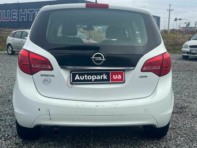 Белый Опель Мерива, объемом двигателя 1.7 л и пробегом 210 тыс. км за 5590 $, фото 6 на Automoto.ua
