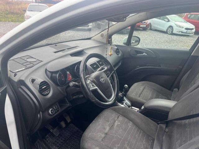 Белый Опель Мерива, объемом двигателя 1.7 л и пробегом 210 тыс. км за 5590 $, фото 20 на Automoto.ua