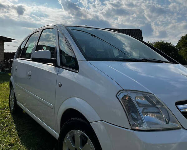 Білий Опель Меріва, об'ємом двигуна 1.6 л та пробігом 274 тис. км за 4500 $, фото 8 на Automoto.ua