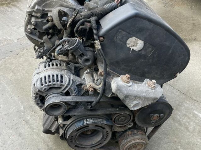 Белый Опель Мерива, объемом двигателя 1.6 л и пробегом 150 тыс. км за 936 $, фото 2 на Automoto.ua