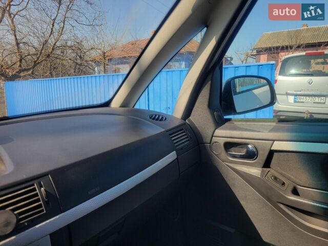 Білий Опель Меріва, об'ємом двигуна 1.36 л та пробігом 176 тис. км за 4700 $, фото 37 на Automoto.ua
