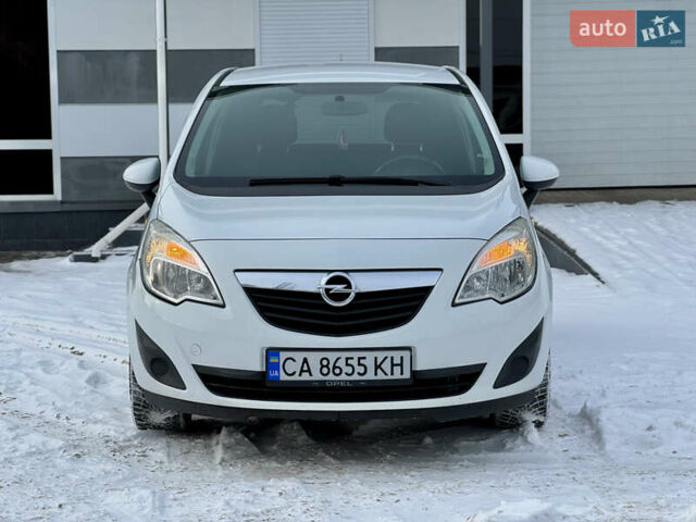 Білий Опель Меріва, об'ємом двигуна 1.25 л та пробігом 253 тис. км за 5499 $, фото 2 на Automoto.ua