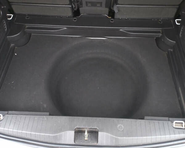 Белый Опель Мерива, объемом двигателя 1.2 л и пробегом 248 тыс. км за 5899 $, фото 13 на Automoto.ua