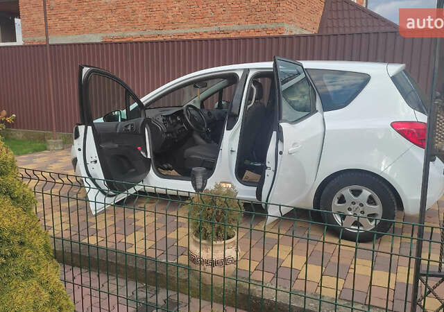 Білий Опель Меріва, об'ємом двигуна 1.3 л та пробігом 241 тис. км за 6500 $, фото 3 на Automoto.ua