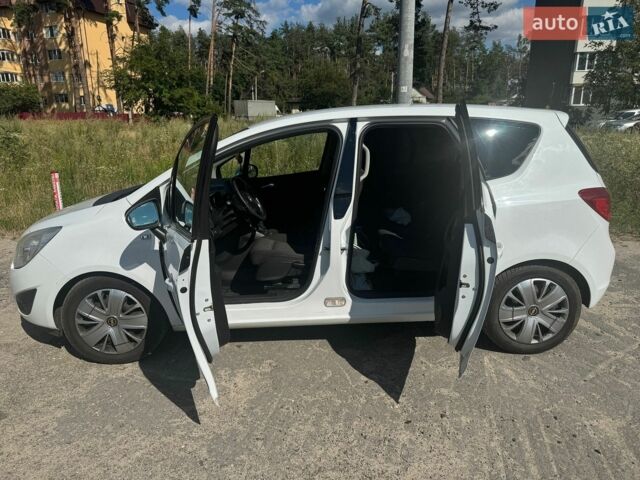 Білий Опель Меріва, об'ємом двигуна 1.2 л та пробігом 208 тис. км за 6500 $, фото 5 на Automoto.ua