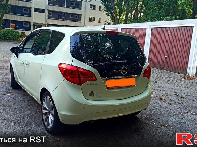 Білий Опель Меріва, об'ємом двигуна 1.4 л та пробігом 20000 тис. км за 8700 $, фото 1 на Automoto.ua