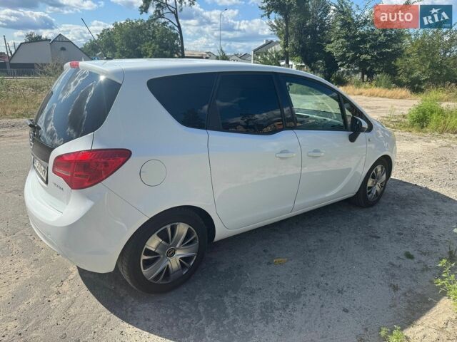 Білий Опель Меріва, об'ємом двигуна 1.2 л та пробігом 208 тис. км за 6500 $, фото 4 на Automoto.ua