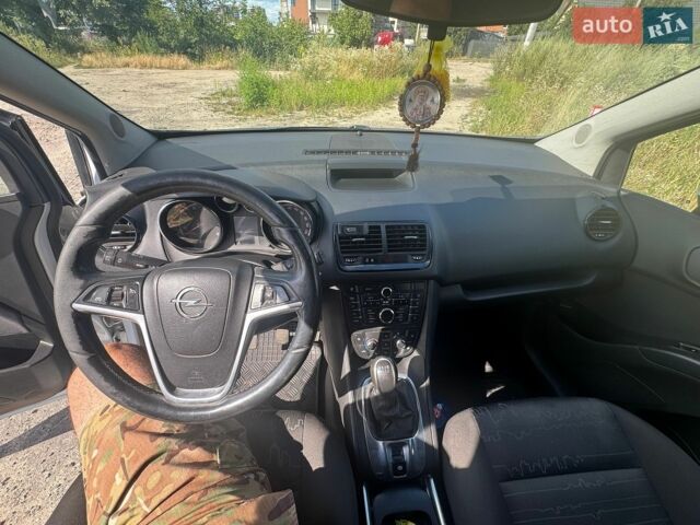 Білий Опель Меріва, об'ємом двигуна 1.2 л та пробігом 208 тис. км за 6500 $, фото 11 на Automoto.ua