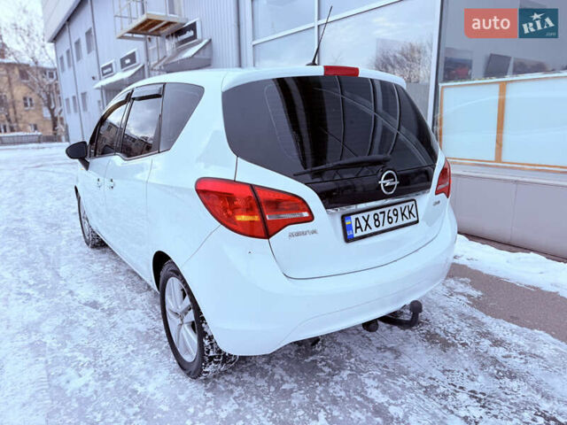 Білий Опель Меріва, об'ємом двигуна 1.7 л та пробігом 240 тис. км за 6700 $, фото 8 на Automoto.ua