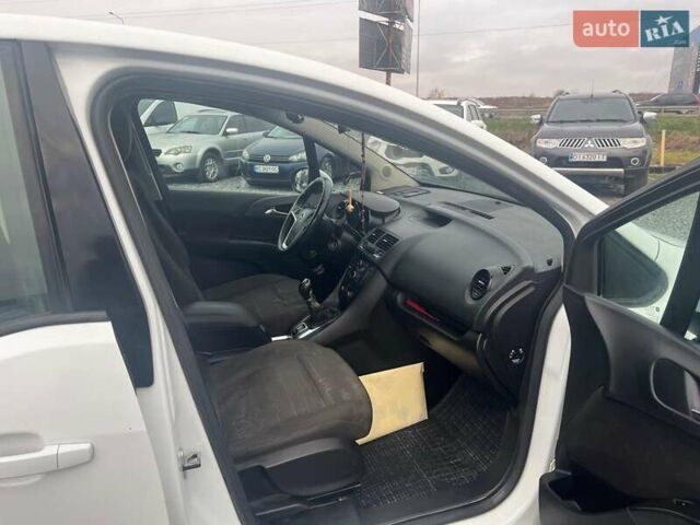 Білий Опель Меріва, об'ємом двигуна 1.7 л та пробігом 210 тис. км за 5590 $, фото 12 на Automoto.ua