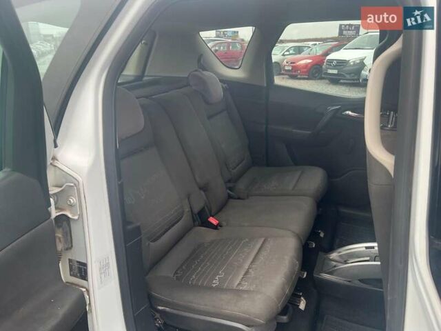 Білий Опель Меріва, об'ємом двигуна 1.7 л та пробігом 210 тис. км за 5590 $, фото 15 на Automoto.ua