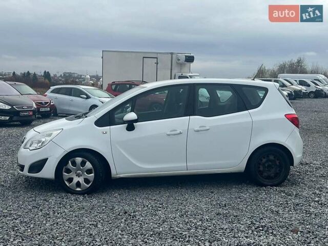 Білий Опель Меріва, об'ємом двигуна 1.7 л та пробігом 210 тис. км за 5590 $, фото 5 на Automoto.ua