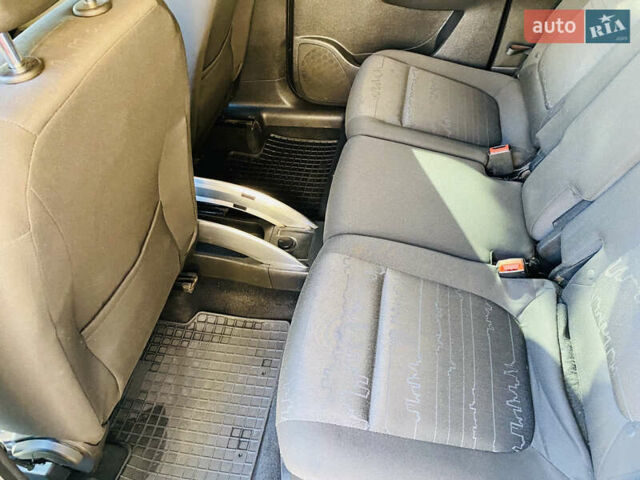 Белый Опель Мерива, объемом двигателя 1.69 л и пробегом 245 тыс. км за 6800 $, фото 50 на Automoto.ua