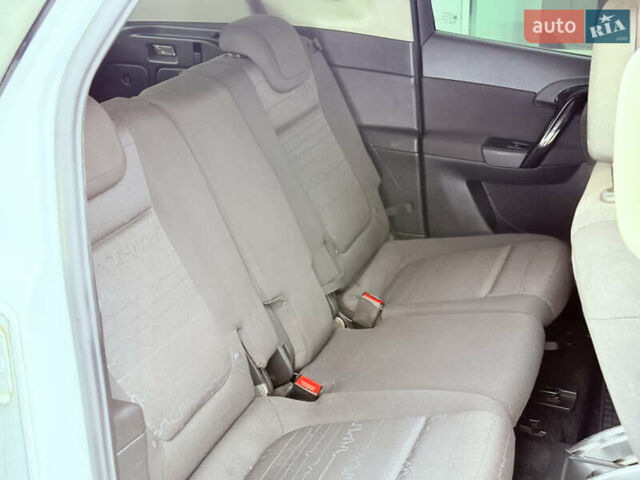 Білий Опель Меріва, об'ємом двигуна 1.7 л та пробігом 240 тис. км за 6700 $, фото 30 на Automoto.ua