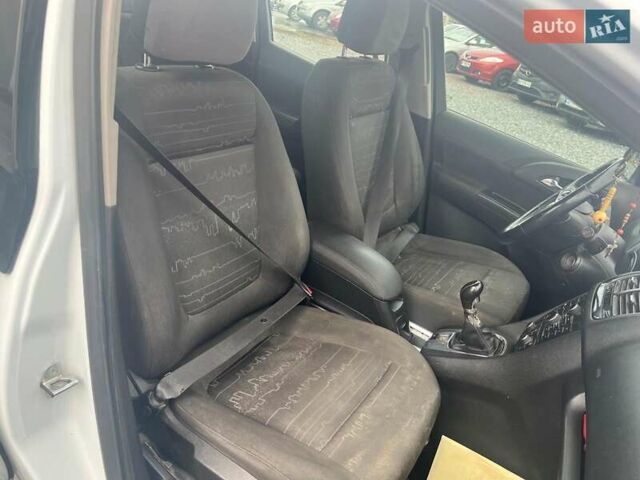 Білий Опель Меріва, об'ємом двигуна 1.7 л та пробігом 210 тис. км за 5590 $, фото 13 на Automoto.ua