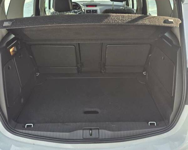 Білий Опель Меріва, об'ємом двигуна 1.36 л та пробігом 190 тис. км за 8200 $, фото 14 на Automoto.ua