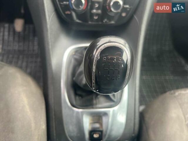 Білий Опель Меріва, об'ємом двигуна 1.7 л та пробігом 210 тис. км за 5590 $, фото 27 на Automoto.ua