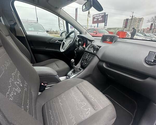 Белый Опель Мерива, объемом двигателя 1.6 л и пробегом 198 тыс. км за 8500 $, фото 15 на Automoto.ua