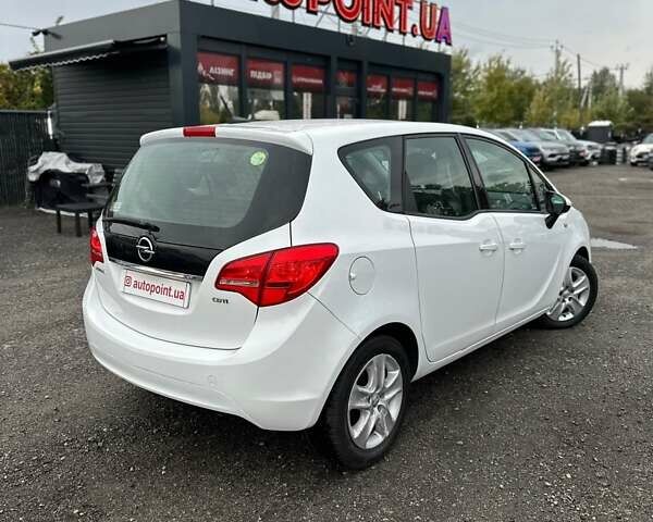 Белый Опель Мерива, объемом двигателя 1.6 л и пробегом 198 тыс. км за 8500 $, фото 9 на Automoto.ua