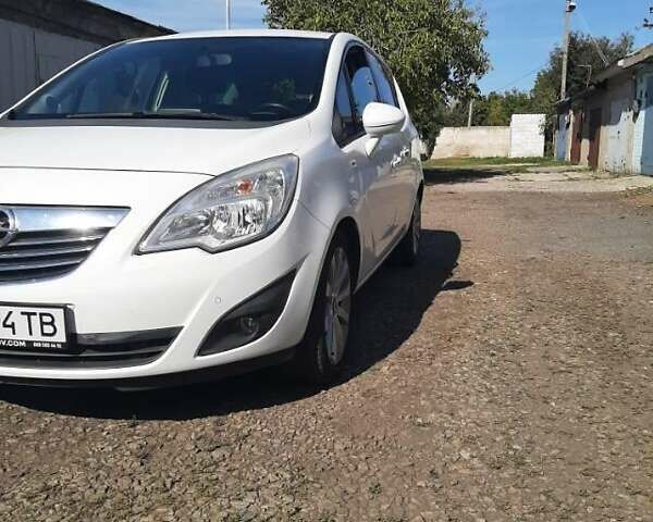 Білий Опель Меріва, об'ємом двигуна 1.4 л та пробігом 222 тис. км за 7700 $, фото 7 на Automoto.ua