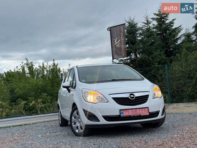 Білий Опель Меріва, об'ємом двигуна 1.69 л та пробігом 190 тис. км за 7850 $, фото 9 на Automoto.ua