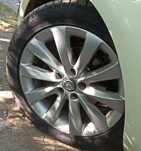 Белый Опель Мерива, объемом двигателя 1.36 л и пробегом 200 тыс. км за 8700 $, фото 18 на Automoto.ua