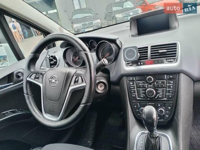 Білий Опель Меріва, об'ємом двигуна 1.7 л та пробігом 285 тис. км за 8390 $, фото 24 на Automoto.ua