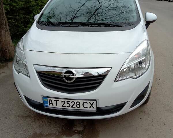 Белый Опель Мерива, объемом двигателя 1.2 л и пробегом 115 тыс. км за 6500 $, фото 10 на Automoto.ua