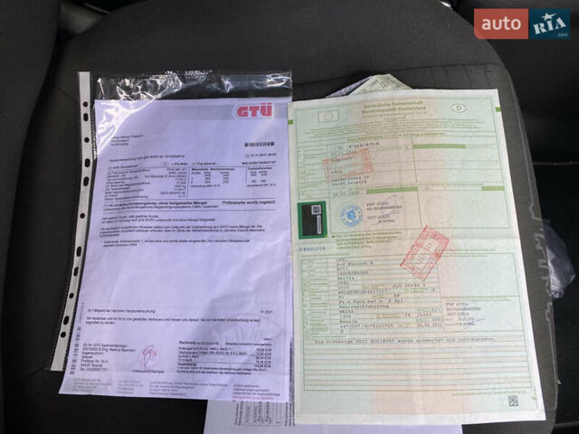 Білий Опель Меріва, об'ємом двигуна 1.4 л та пробігом 109 тис. км за 8300 $, фото 34 на Automoto.ua