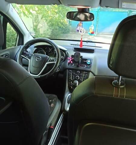 Белый Опель Мерива, объемом двигателя 1.36 л и пробегом 200 тыс. км за 8700 $, фото 12 на Automoto.ua