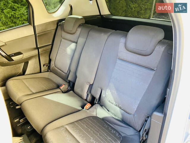 Опель Мерива 2013 в Харькове на Automoto.ua Белый Опель Мерива, объемом двигателя 1.69 л и пробегом 241 тыс. км за 6800 $, фото 22 на Automoto.ua