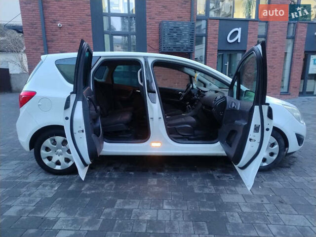 Білий Опель Меріва, об'ємом двигуна 1.25 л та пробігом 189 тис. км за 6800 $, фото 11 на Automoto.ua