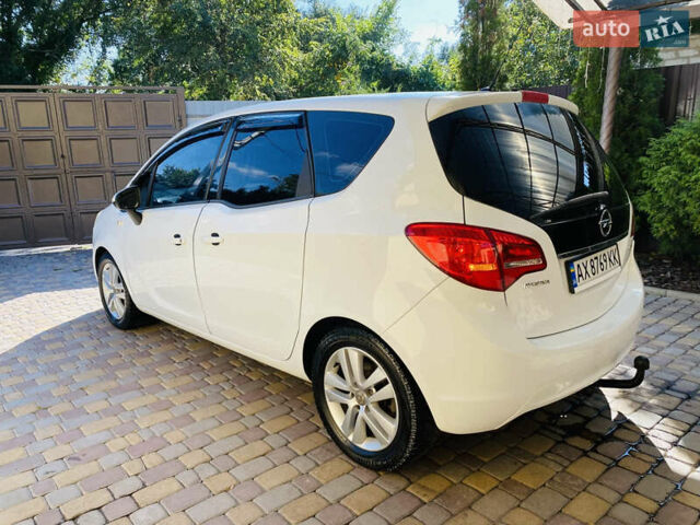 Опель Мерива 2013 в Харькове на Automoto.ua Белый Опель Мерива, объемом двигателя 1.69 л и пробегом 241 тыс. км за 6800 $, фото 32 на Automoto.ua