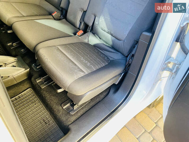 Опель Мерива 2013 в Харькове на Automoto.ua Белый Опель Мерива, объемом двигателя 1.69 л и пробегом 241 тыс. км за 6800 $, фото 12 на Automoto.ua