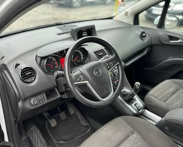 Опель Мерива 2014 в Буче на Automoto.ua Белый Опель Мерива, объемом двигателя 1.6 л и пробегом 189 тыс. км за 8999 $, фото 19 на Automoto.ua