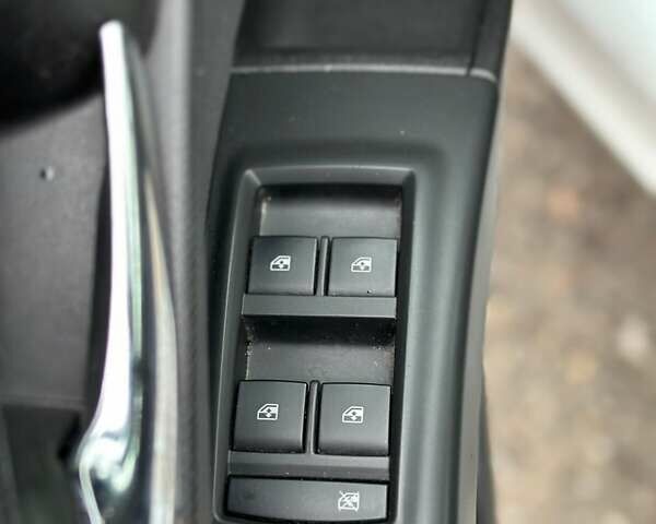 Опель Мерива 2014 в Буче на Automoto.ua Белый Опель Мерива, объемом двигателя 1.6 л и пробегом 189 тыс. км за 8999 $, фото 20 на Automoto.ua