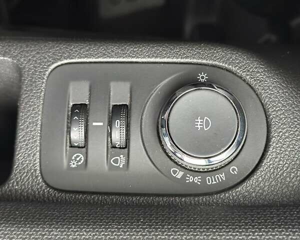 Опель Мерива 2014 в Буче на Automoto.ua Белый Опель Мерива, объемом двигателя 1.6 л и пробегом 189 тыс. км за 8999 $, фото 24 на Automoto.ua