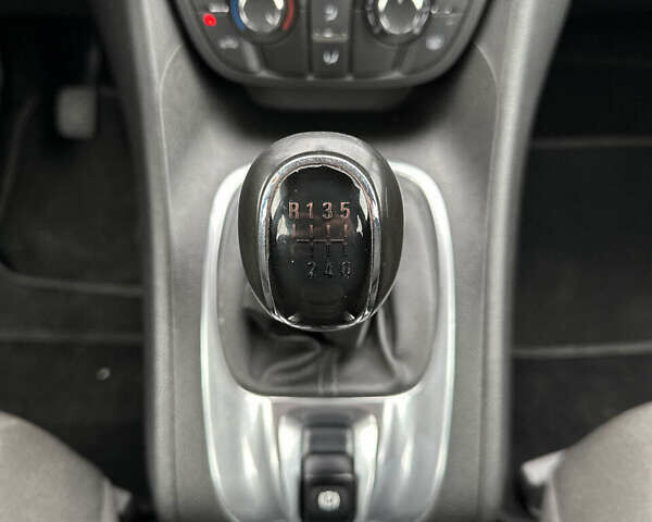 Опель Мерива 2014 в Буче на Automoto.ua Белый Опель Мерива, объемом двигателя 1.6 л и пробегом 189 тыс. км за 8999 $, фото 16 на Automoto.ua