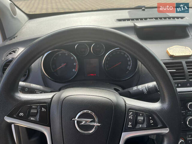 Білий Опель Меріва, об'ємом двигуна 1.6 л та пробігом 118 тис. км за 7900 $, фото 5 на Automoto.ua