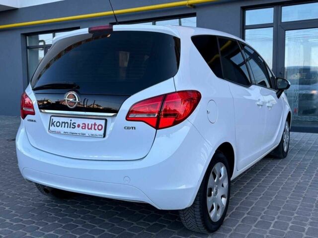 Белый Опель Мерива, объемом двигателя 1.6 л и пробегом 251 тыс. км за 7999 $, фото 17 на Automoto.ua