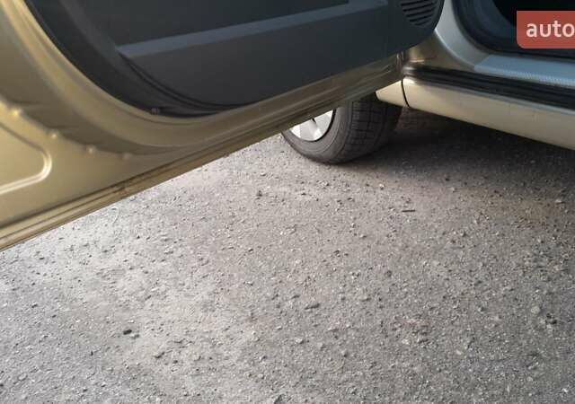 Бежевый Опель Мерива, объемом двигателя 1.6 л и пробегом 189 тыс. км за 5000 $, фото 21 на Automoto.ua