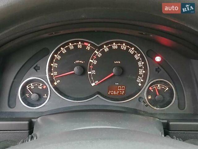 Бежевый Опель Мерива, объемом двигателя 1.6 л и пробегом 206 тыс. км за 4350 $, фото 34 на Automoto.ua
