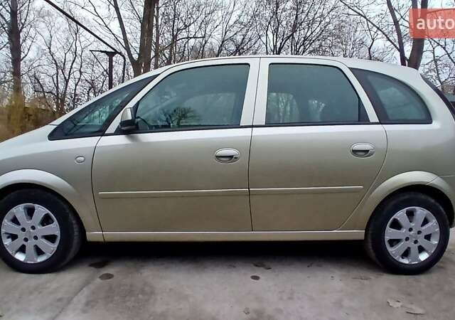 Бежевый Опель Мерива, объемом двигателя 1.6 л и пробегом 206 тыс. км за 4350 $, фото 16 на Automoto.ua