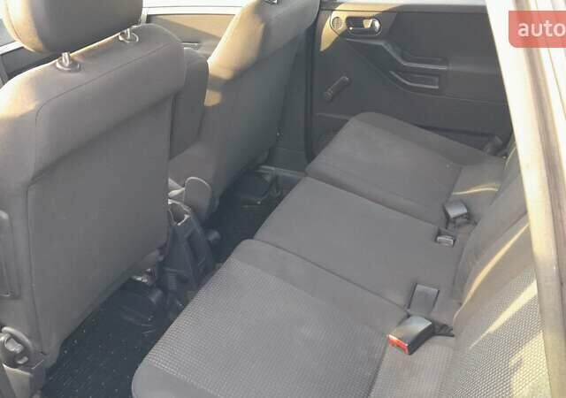 Бежевый Опель Мерива, объемом двигателя 1.6 л и пробегом 189 тыс. км за 5000 $, фото 32 на Automoto.ua