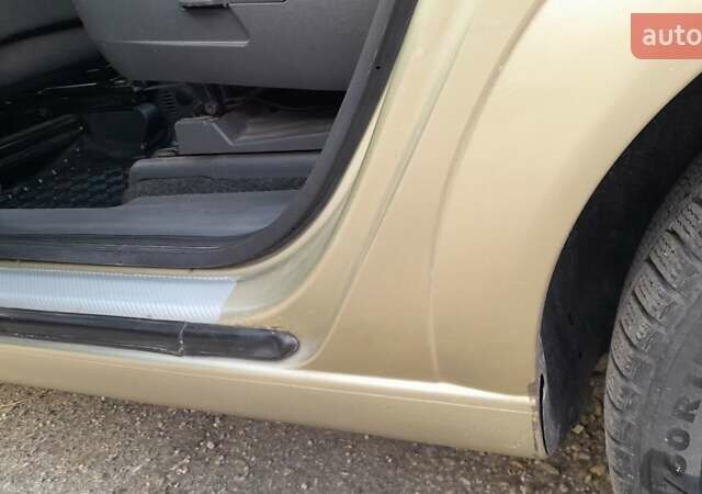 Бежевый Опель Мерива, объемом двигателя 1.6 л и пробегом 189 тыс. км за 5000 $, фото 12 на Automoto.ua